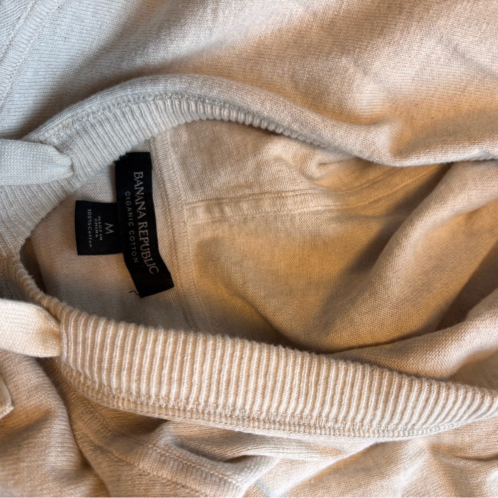 Banana Republic Light Tan Hoodie - Picture 2 of 5